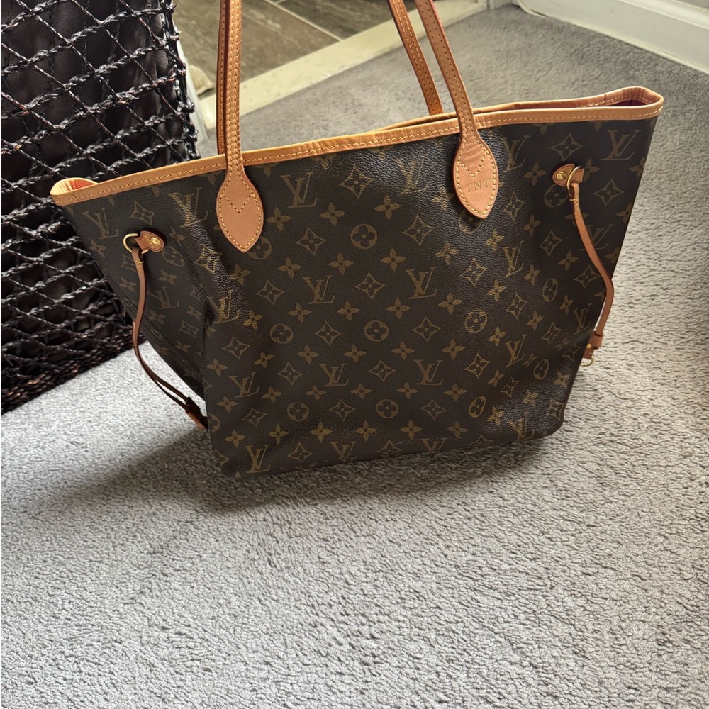 Louis Vuitton Neverfull MM Brown Monogram Tote Bag